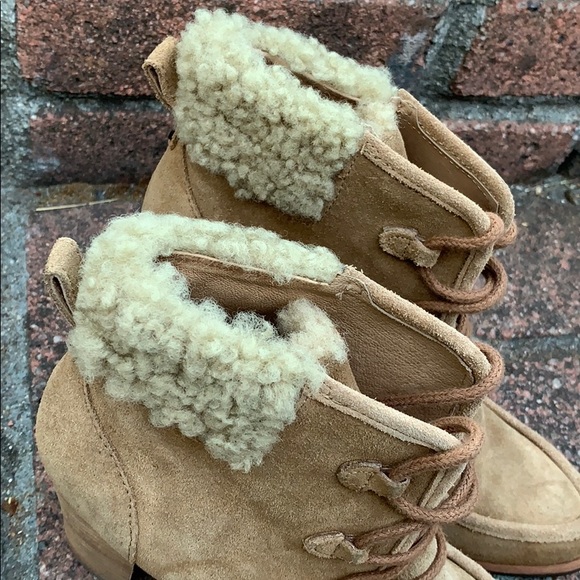 Ugg boots size 8 - Picture 11 of 16